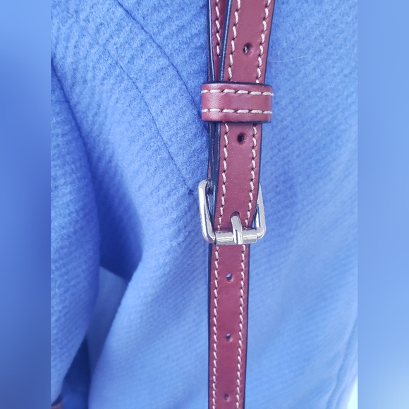 Y2K EUC Dooney & Bourke Leather All Weather Handbag Crossbody!!!! - Picture 7 of 16